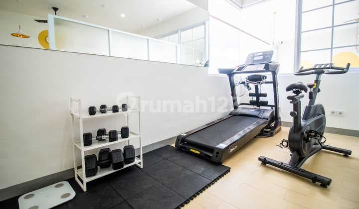 Dijual Kost di Mangga Besar. Lokasi Strategis