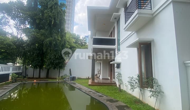 Rumah 2 Lantai Area Hunian Nyaman di Kuningan Komplek Patra