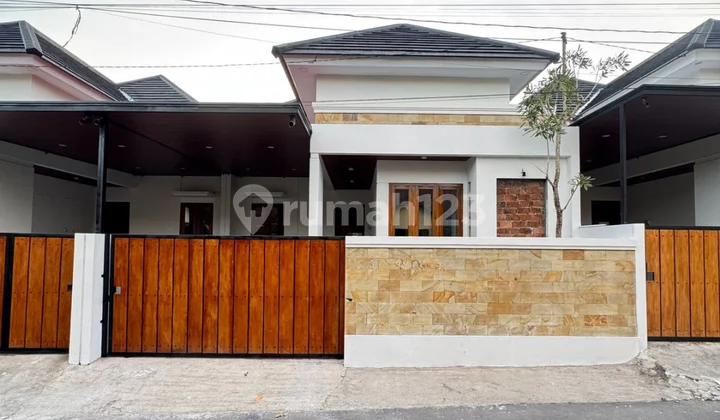 Dijual Rumah Baru Dekat Kampus UII 3 Unit Rumah siap Huni