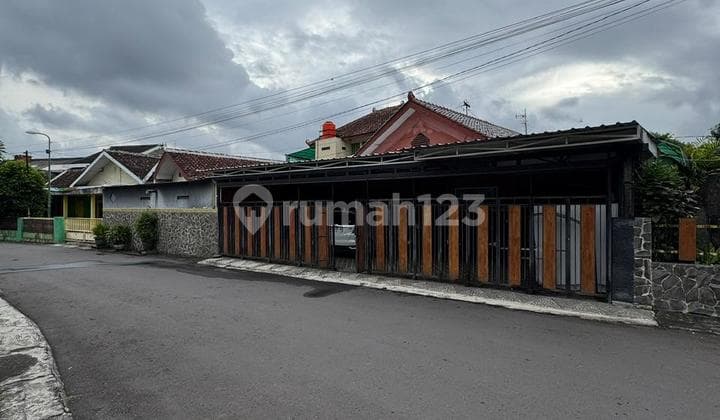 Strategic Exclusive Residence in the Heart of Yogyakarta City