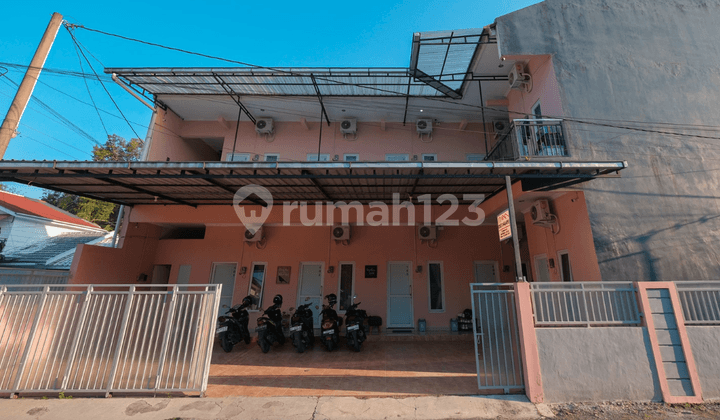 DIJUAL KOS EKSLUSIF WANITA Hanya 200 meter dr Jakal Km 12