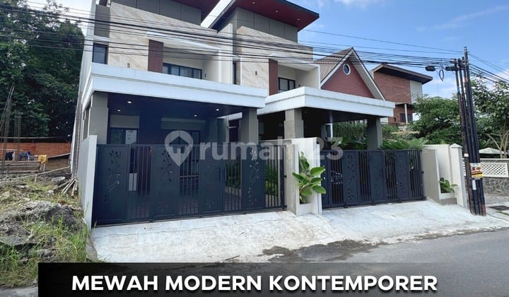 Rumah Mewah 2 Lantai Lingkungan Nyaman