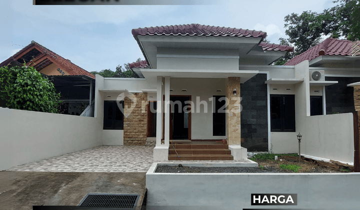 Minimalis Simpel Elegan Timur Kampus UII Dekat Pasar Jangkang