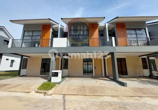 Dijual Rumah 2 Lantai Di Central Hill Kota Batam