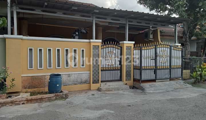 Dijual Cepat Rumah Dua Lantai Murah di Vila Indah Permai Bekasi