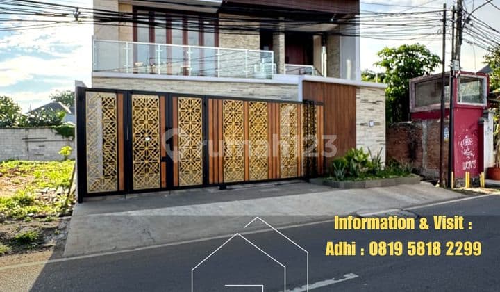 New 3-Story House Wide Road in Jagakarsa Cilandak