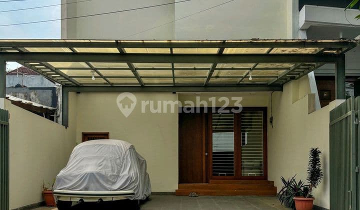 Bangunan Baru Siap Huni 2 Lantai Dekat Mall Pondok Indah