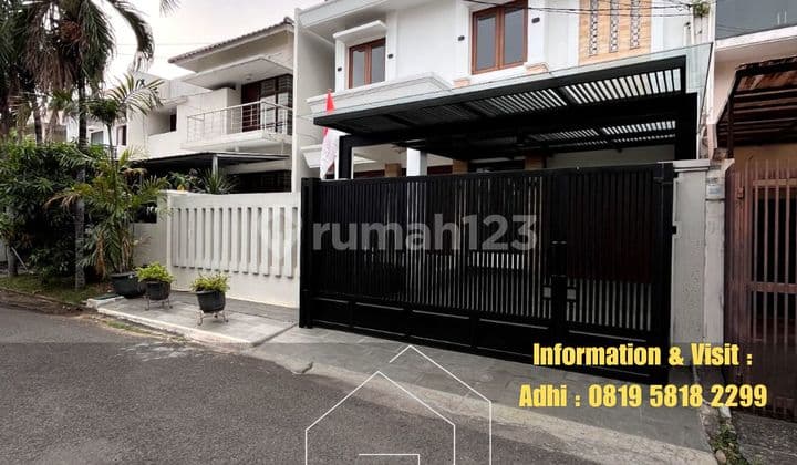 Modern House On 2 Floors Already Renovated In Pondok Indah