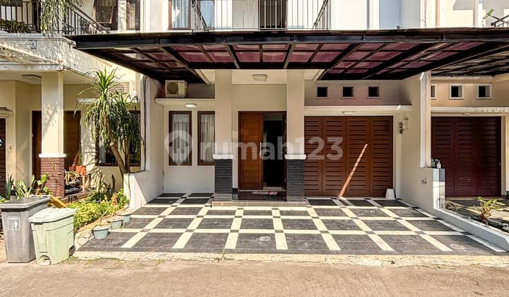 Rumah Minimalis 2 Lantai Dalam Townhouse Cipete Siap Huni