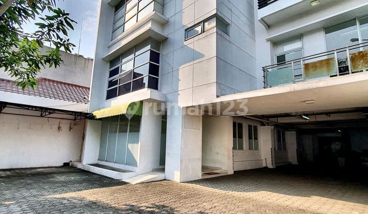 Mini Building Pusat Kota Jakarta Menteng Cikini