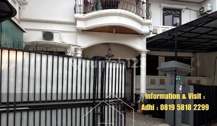 2-Story House Near MRT Cipete Cilandak Station