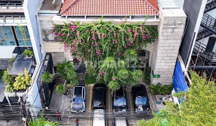 Tempat Usaha 3 Lantai di Panglima Polim Cocok untuk Kantor Cofee Shop atau Clinic