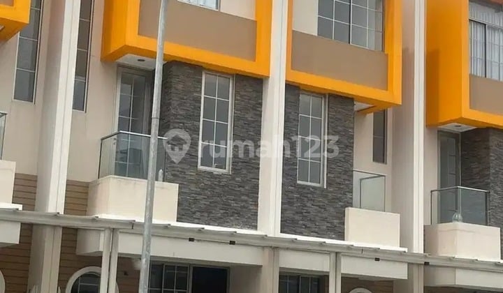 Disewa Rumah Pik 2 Uk 4,5X10 Rapih Siap Huni