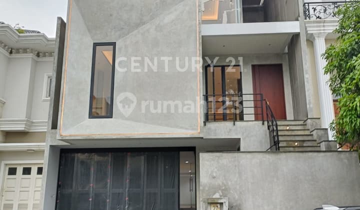 Dijual Rumah Semi Furnish di Cluster Aristoteles Gading Serpong