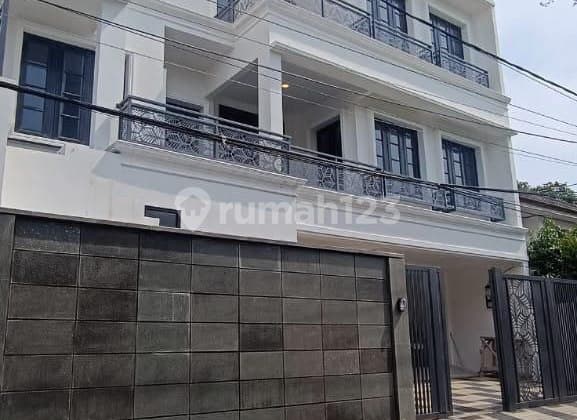 For Sale Luxury House in Kebayoran Batu, South Jakarta