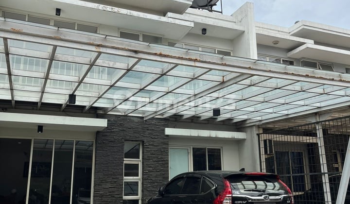 Dijual Rumah Di Cluster Galaxy