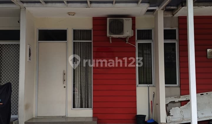 Disewakan Rumah Bebas Banjir Galaksi Semi Furnished
