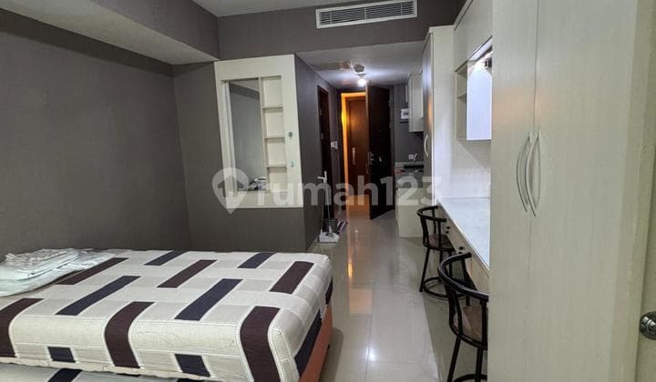 Apartemen Uresiden Tw1 Lippo Karawaci, Lb 33, Shm, Tangerang