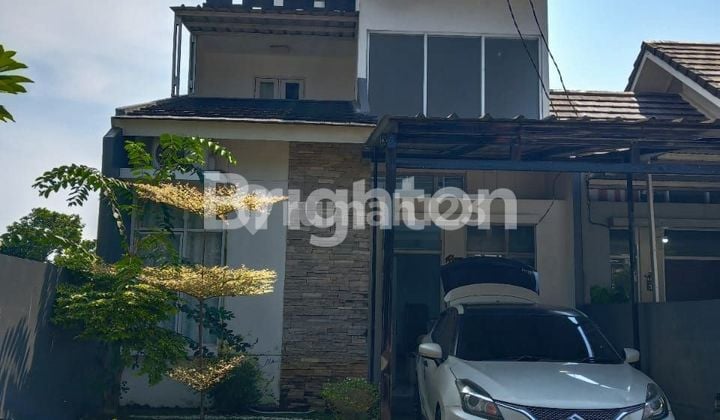 DIJUAL RUMAH 2,5 lantai siap pakai