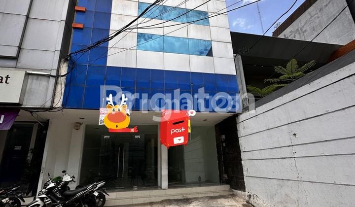 FOR RENT: 2-STORY SHOPHOUSE IN A STRATEGIC LOCATION, SOUTH JAKARTA