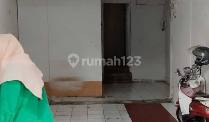Disewakan Kios Bekas Salon di Narogong Lengkap dengan Isinya
