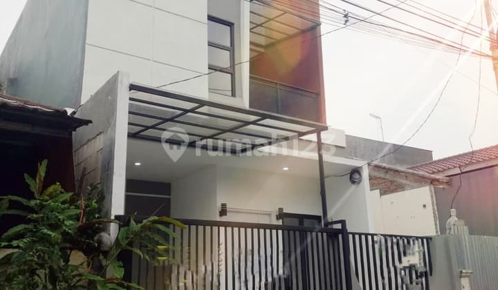 Jual Rumah Baru!! Berada Di Lingkungan Aman Dan Nyaman Di Pulo Asem. Jarang Ada Dan Murah!!