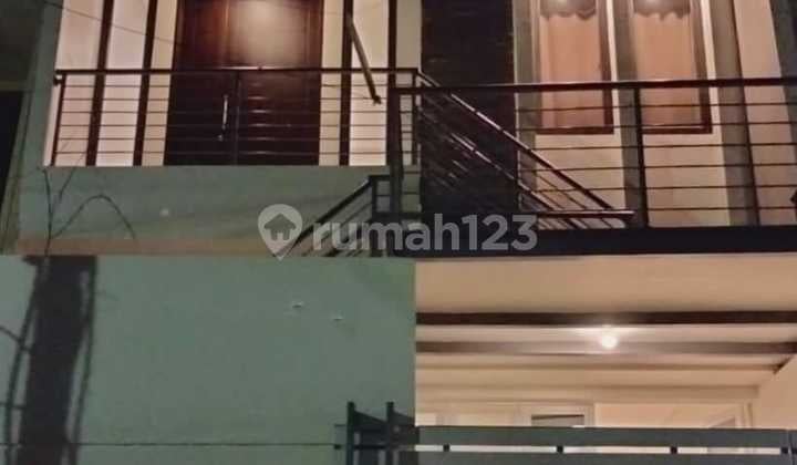 Dijual Rumah Baru!! Terletak Di Sunter Yang Aman, Nyaman Dan Bebas Banjir. Cocok Untuk Keluarga Modern.
