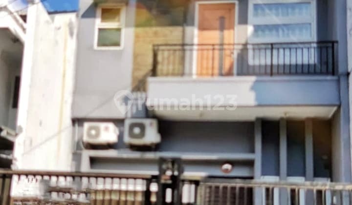 For Quick Sale!! Nice 3-Story House In Sunter Near Mall