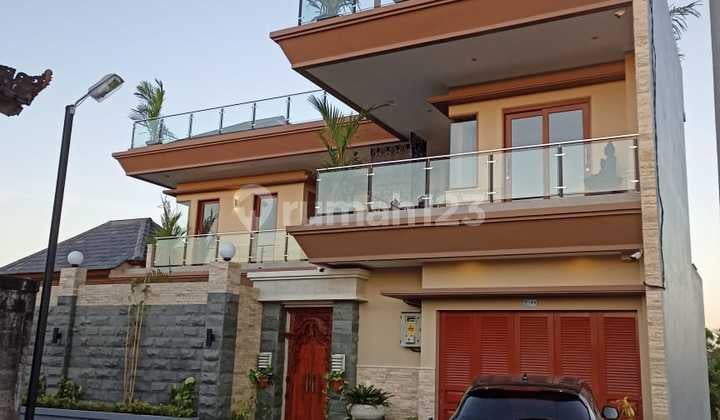 Affordable Villa with Sea View in Gunung Payung, Sawangan