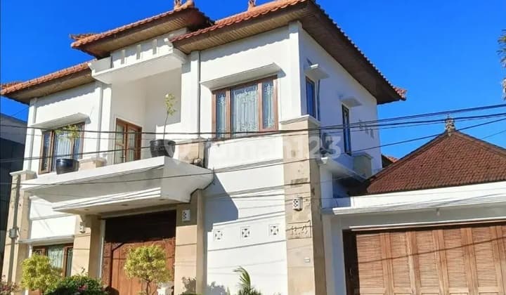 Villa Lokasi Strategis Lingkungan Elite Di Sanur