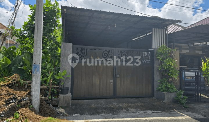 Clean, Well-Maintained, Strategically Located House in Muding Indah, Kerobokan, Badung