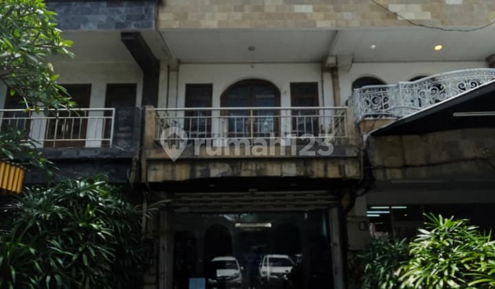 Ruko 3 Lantai Murah Di Puputan Renon, Lokasi Strategis