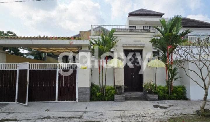 Beautiful House with Rice Field View on Raya Singapadu, Sukawati, Gianyar, Bali