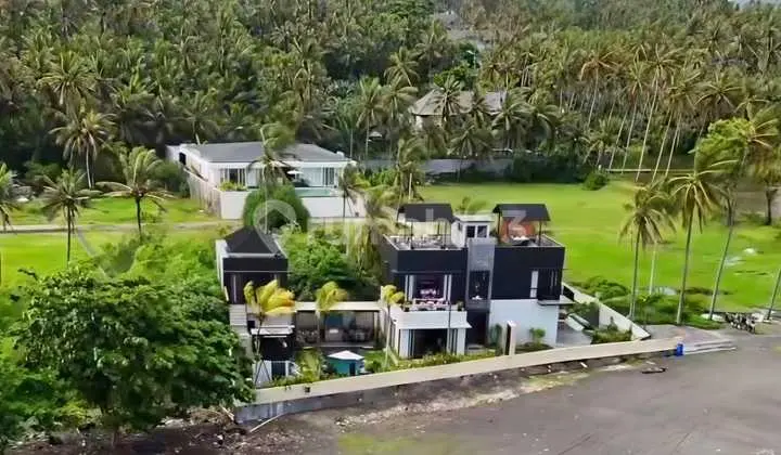 Strategic Beachfront Villa For Sale At Saba Beach