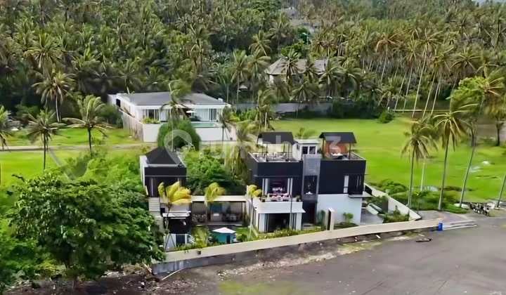 Strategically Located Beachfront Villa For Sale At Saba Beach