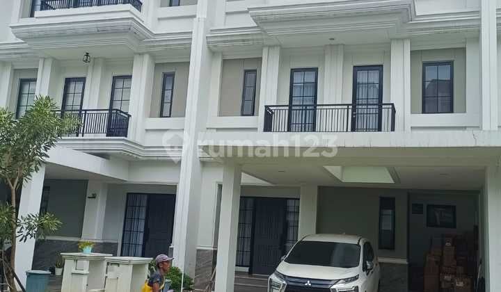Rumah di Sutera Winona , Perumahan Alam Sutera Tangerang- Banten