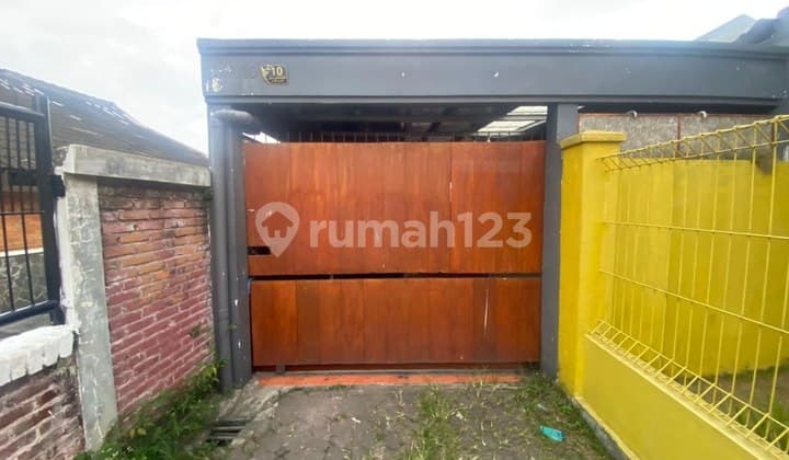 House in the Pasteur Wing Suitable for Rental Rooms