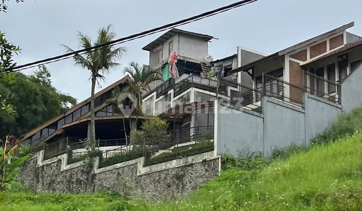 Rumah/Villa Nyaman Siap Huni di Dago Bandung Utara