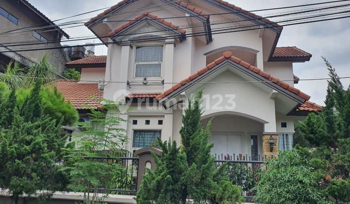 Ready-to-Move-In 2-Story Corner Unit House at Cijagra Suryalaya Buah Batu