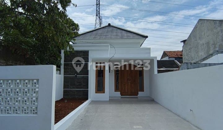 Rumah Minimalis Nyaman Siap Huni di Margahayu Raya Kota Bandung