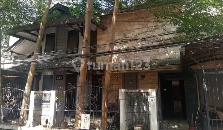 Move-in Ready Strategic House in Pasteur Area Near Toll Road Bandung City