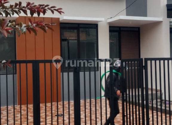 Rumah Baru Modern Minimalis Dalam Cluster One Gate Antapani