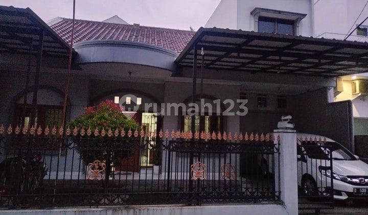Rumah Nyaman Siap Huni Area Burangrang Tengah Kota Bandung