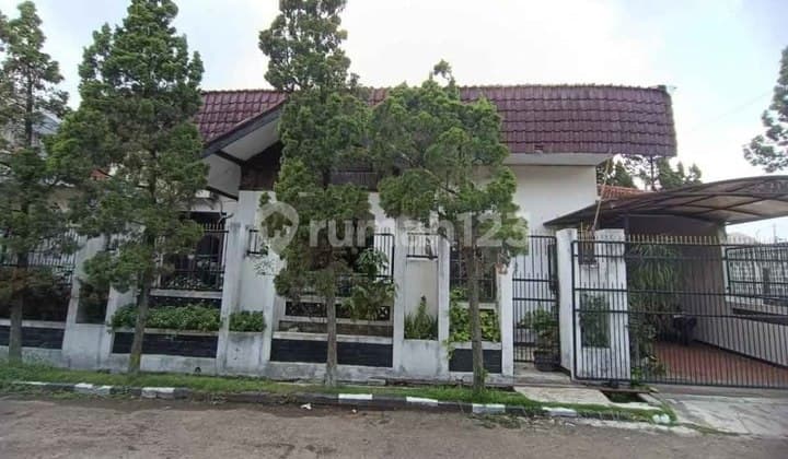 Turun Harga Rumah Luas Harga Murah di Komplek Sanggar Hurip