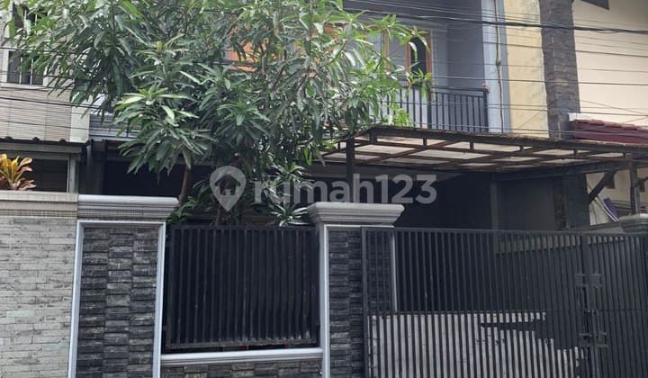 Ready-to-Move-In House, Well-Maintained, Komp Turangga Strategic Location in Bandung City