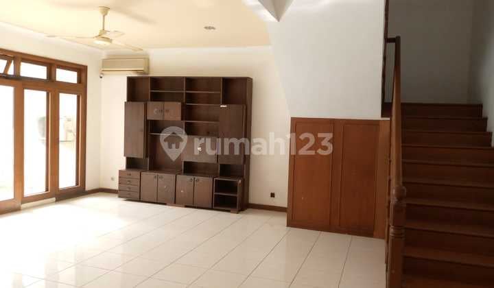 Disewakan Rumah di Sunter Dalam Komplektidak Banjir