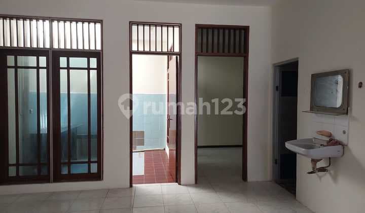 Disewakan Rumah Renovasi Bagus Bersih