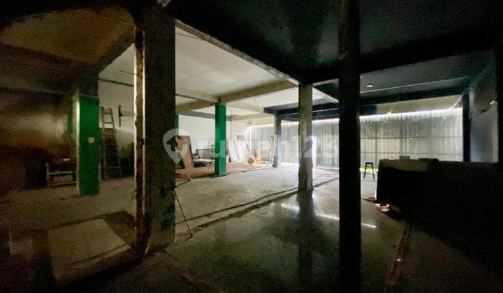 Big Commercial Space {exbar} For Rent In Dewisri Seminyak