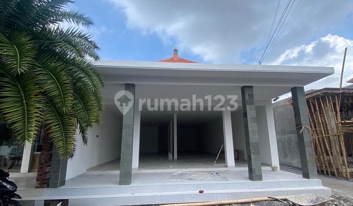 Brand New Shophouse For Rent Near Seminyak