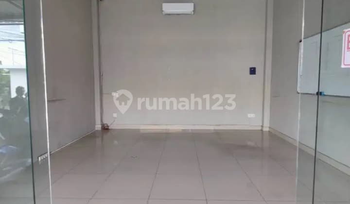 Disewakan Ruang Kantor Dan Toko Di Pererenan - Tumbak Bayuh